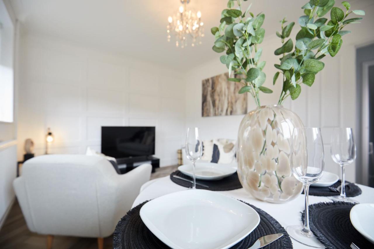 Stylish 2 Bed Apartment With Beautiful Garden นอร์ริช ภายนอก รูปภาพ